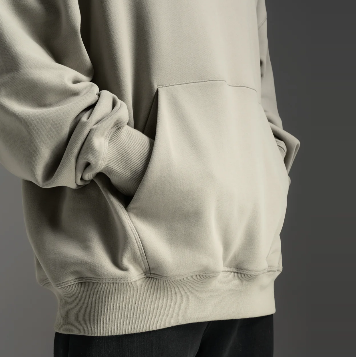 2XU EZ Oversized Men's Cotton Hoodie - Carbon