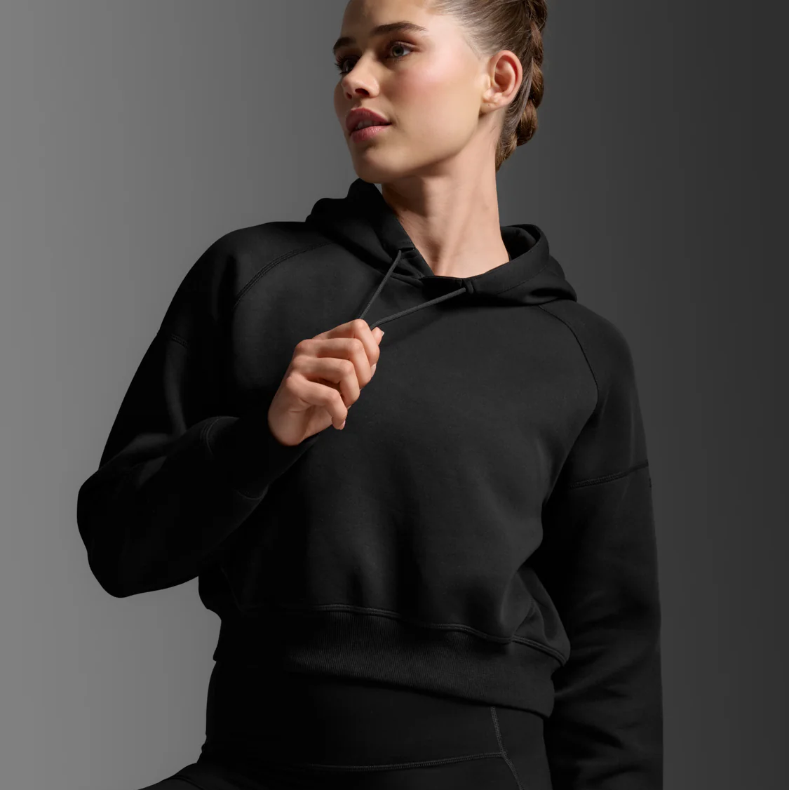 2XU Womens Form Smooth Spacer Crop Hoodie