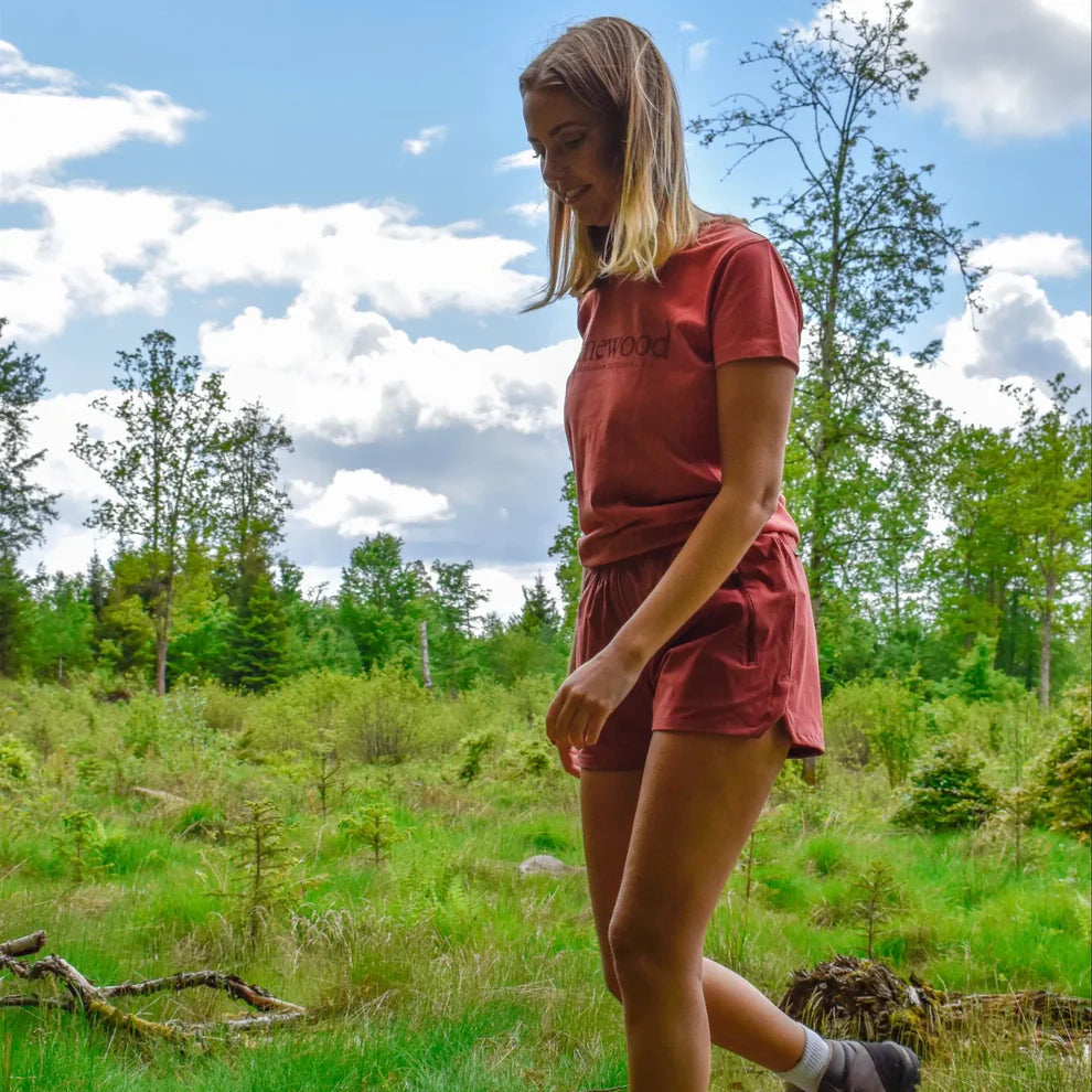 PINEWOOD Everyday Travel Shorts - Womens Rusty Pink