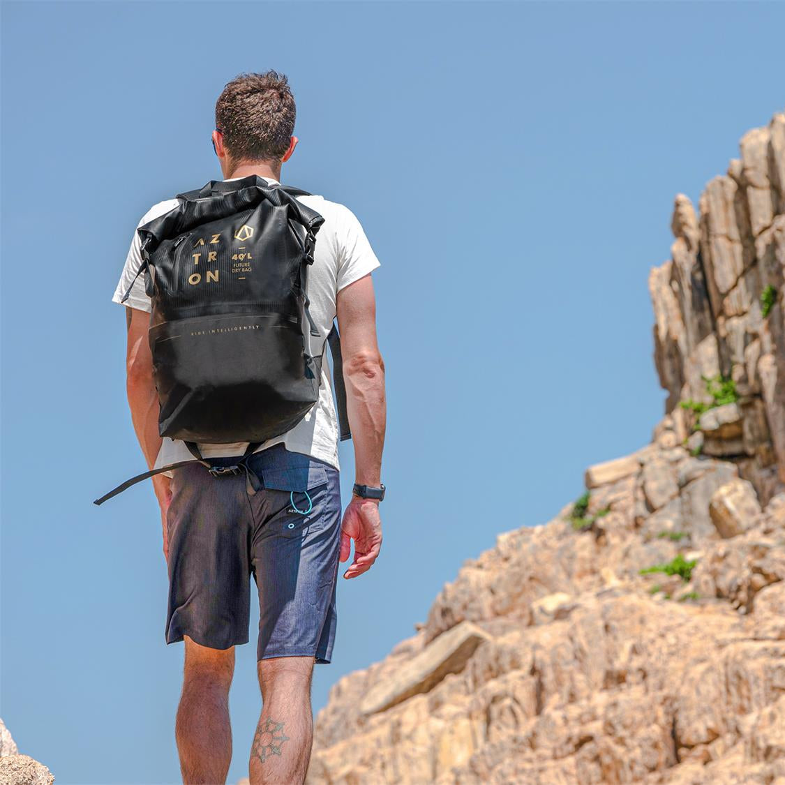 AZTRON Future Dry Bag 40L Backpack