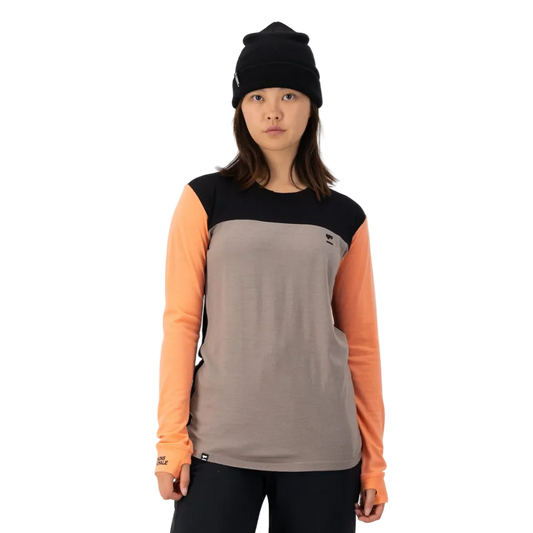 Mons Royale Womens Yotei LS Logo Punch / Cinder / Black
