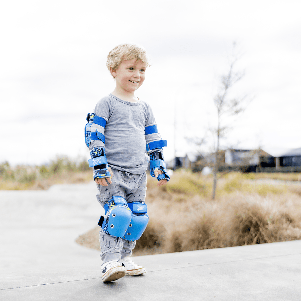 Bumpkit Blue Lifestyle (5)