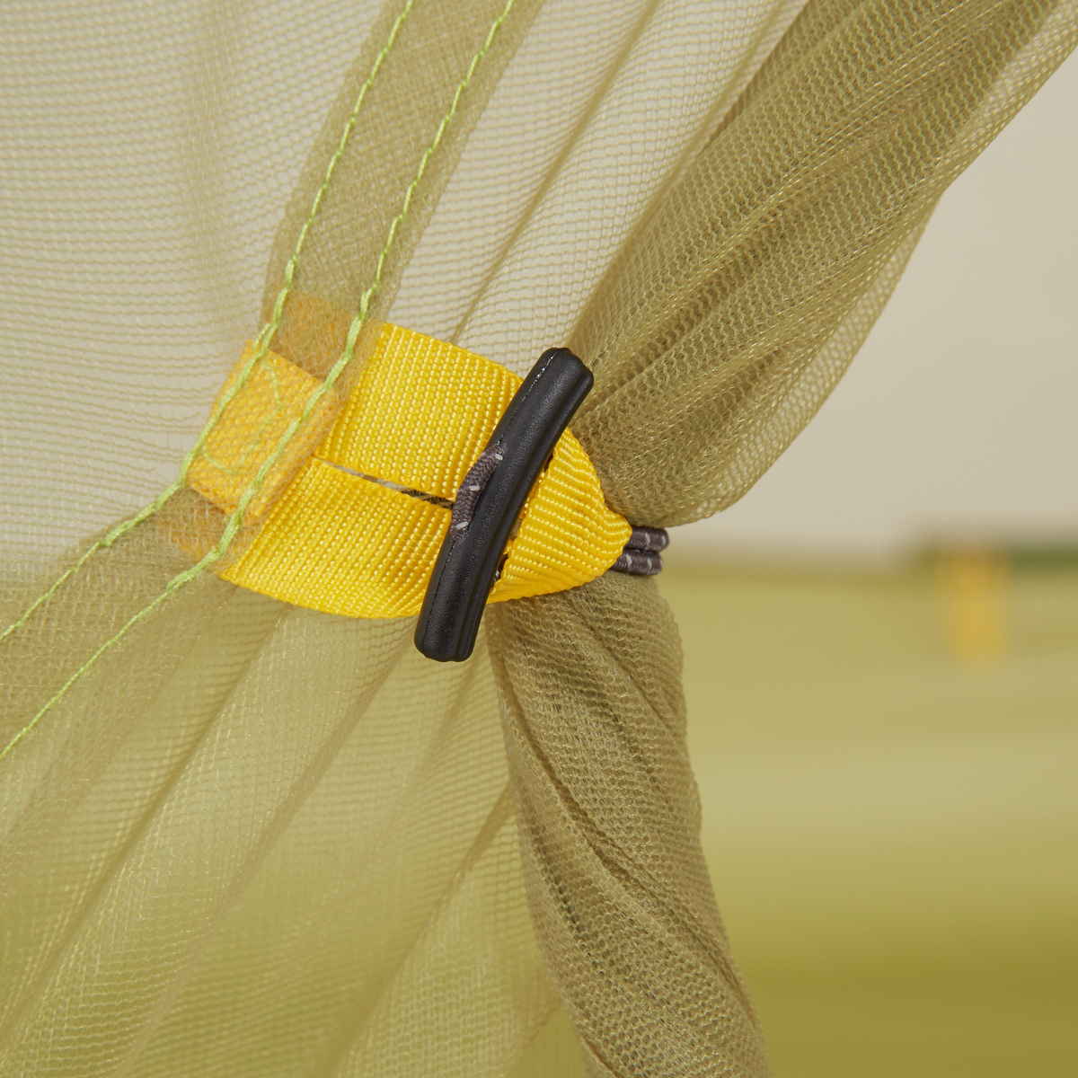 Marmot Tungsten UL tent door toggle